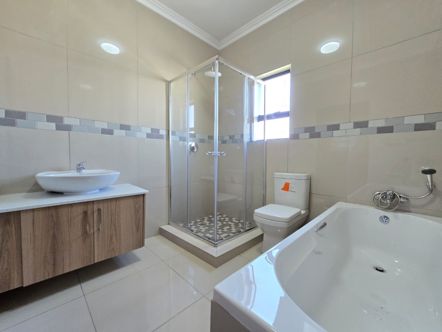 3 Bedroom Property for Sale in Melodie North West